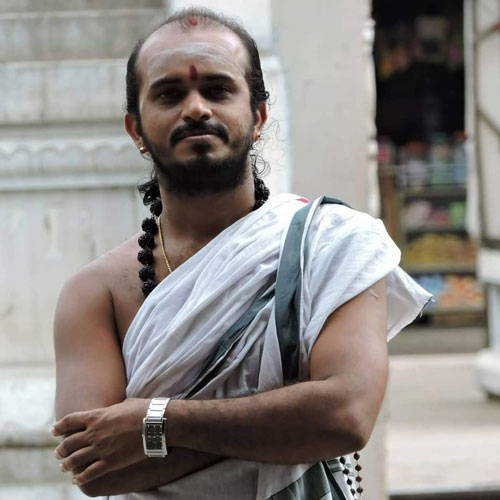 Sri Vijay Sharma - Astrologer